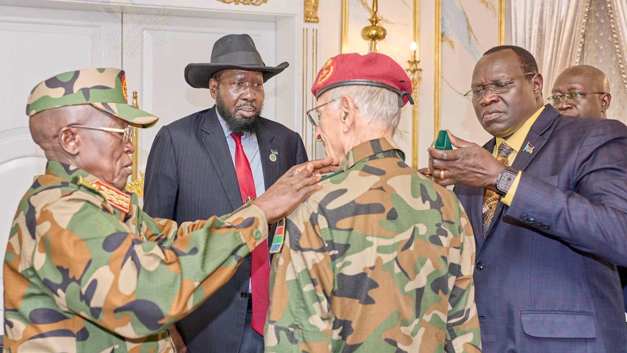 Kiir honours Israeli veteran who backed South Sudans liberation struggle
