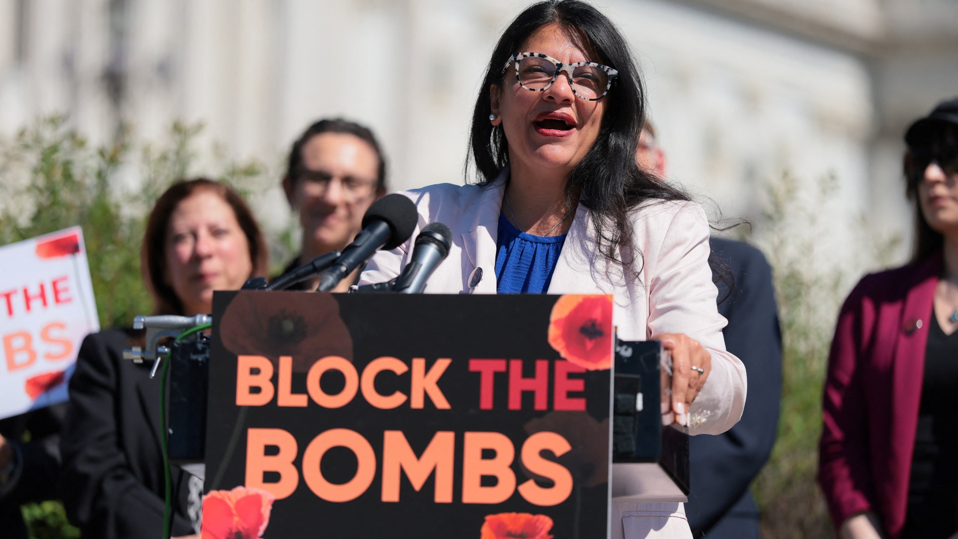 Lawmakers vote to curb Trump war on Iran but fail similar effort on Lebanon020 Lawmakers vote to curb Trump war on Iran but fail similar effort on Lebanon
