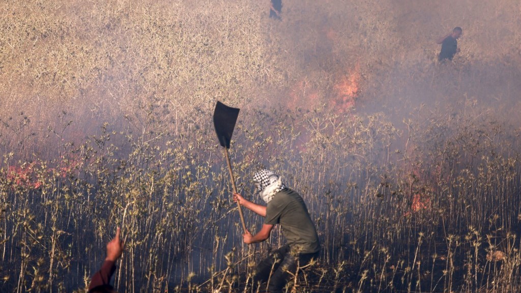 Israeli general praises illegal outposts driving Palestinian ethnic cleansing020 Israeli general praises illegal outposts driving Palestinian ethnic cleansing