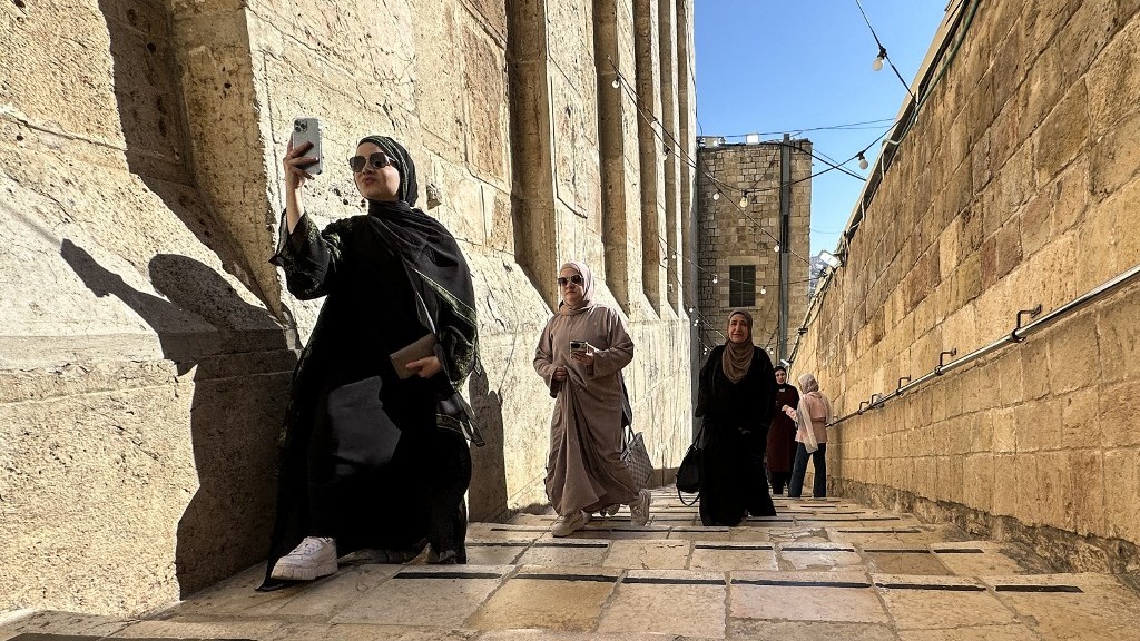 Israel arrests five women activists in the occupied West Bank020 Israel arrests five women activists in the occupied West Bank