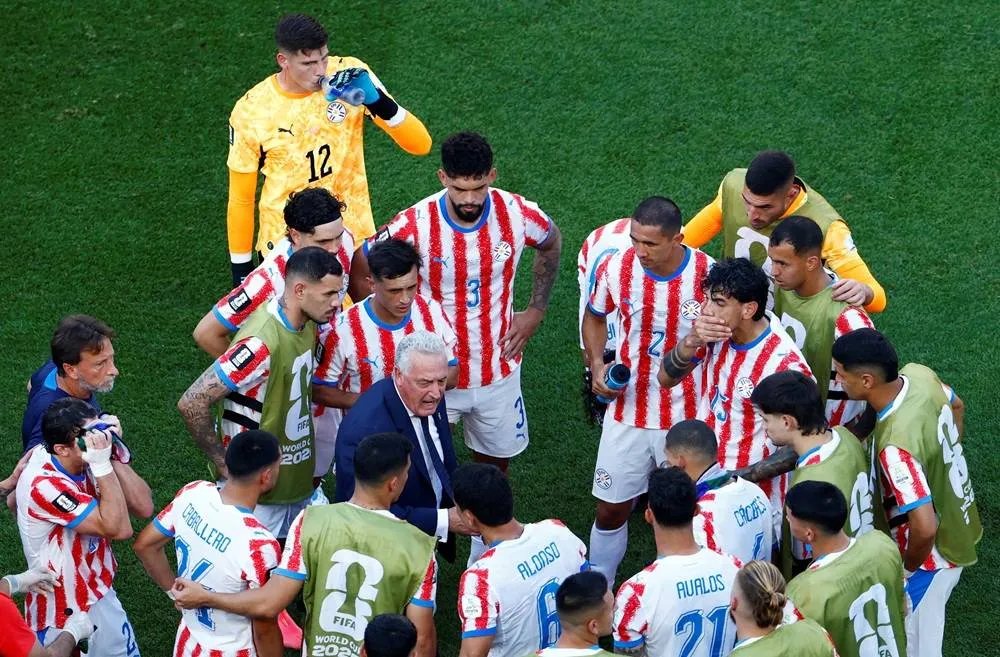 No Complaints but Open Wounds for Paraguay Coach020 No Complaints but Open Wounds for Paraguay Coach