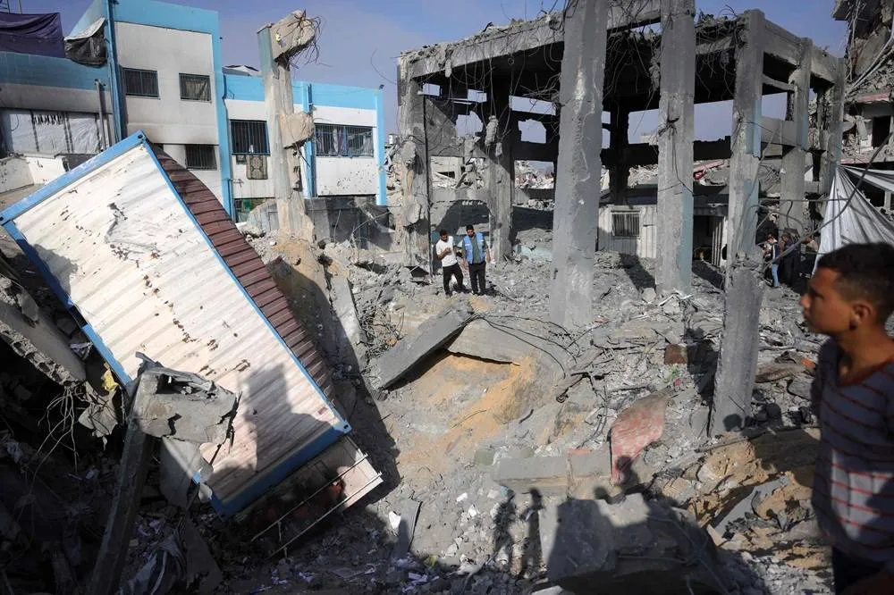 Israeli Airstrikes Kill 23 in Gaza as Outcry over Aid Blockade Grows020 Israeli Airstrikes Kill 23 in Gaza as Outcry over Aid Blockade Grows