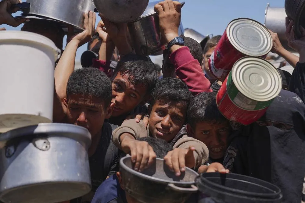 Israeli Forces Open Fire a Kilometer Away from Gaza Aid Site Killing 3 Health Officials Say020 Israeli Forces Open Fire a Kilometer Away from Gaza Aid Site Killing 3 Health Officials Say