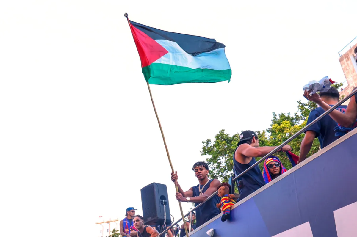 Spat between Israeli Minister and Spains PM over Lamine Yamal Raising the Palestinian Flag020 Spat between Israeli Minister and Spains PM over Lamine Yamal Raising the Palestinian Flag