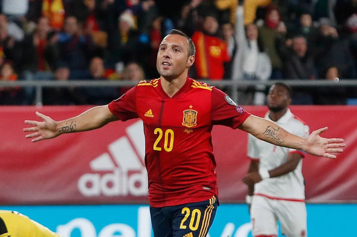 Former Arsenal and Spain Midfielder Cazorla Retires at 41