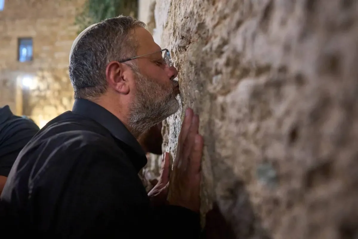 Thousands of Settlers Perform Banned Religious Rituals Across AlAqsa