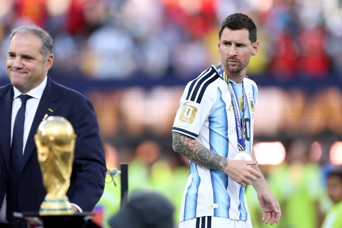 Messi Returns to Argentina for Rest After World Cup Final Loss to Spain020 Messi Returns to Argentina for Rest After World Cup Final Loss to Spain