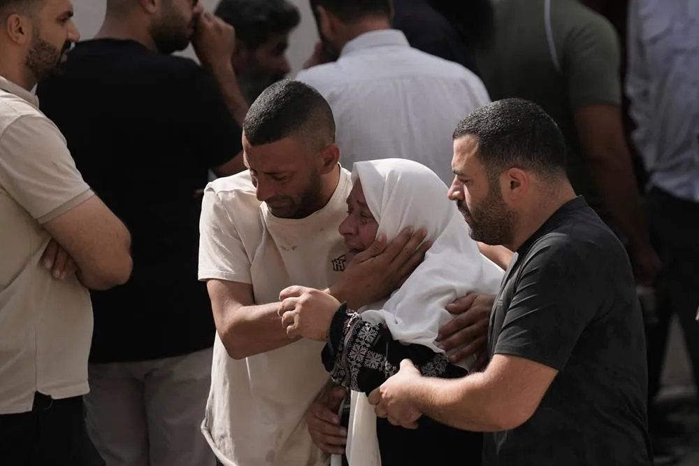 Palestinians Bury Four Killed in West Bank Clash with Israeli Settlers020 Palestinians Bury Four Killed in West Bank Clash with Israeli Settlers
