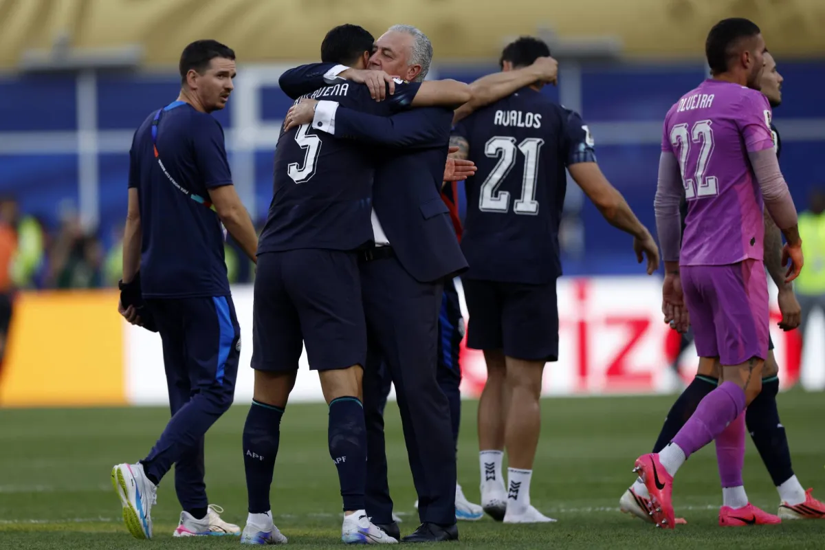 Coach: Paraguays Players Are Now Legends after Shootout Win over Germany