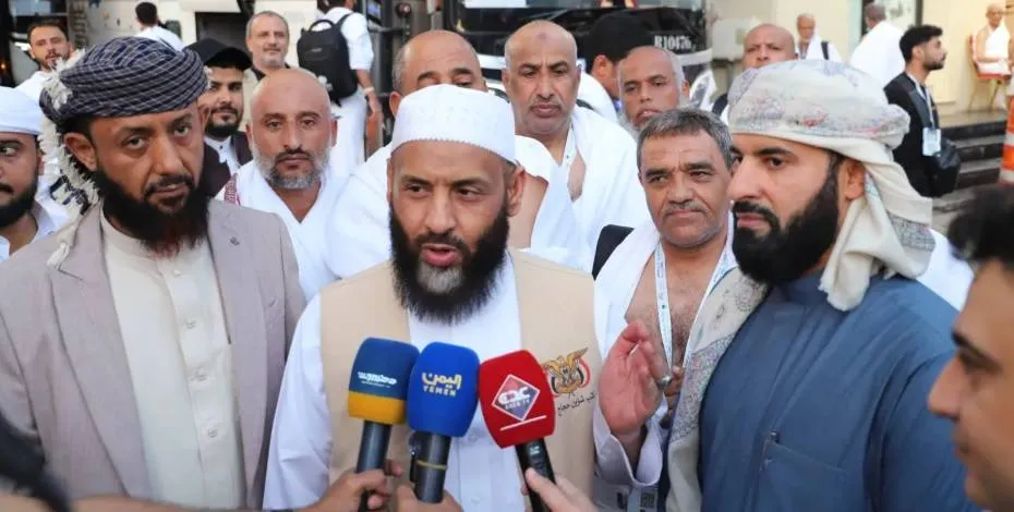 Israeli Strikes Wipe Out Sanaa Return Option for Yemeni Pilgrims020 Israeli Strikes Wipe Out Sanaa Return Option for Yemeni Pilgrims